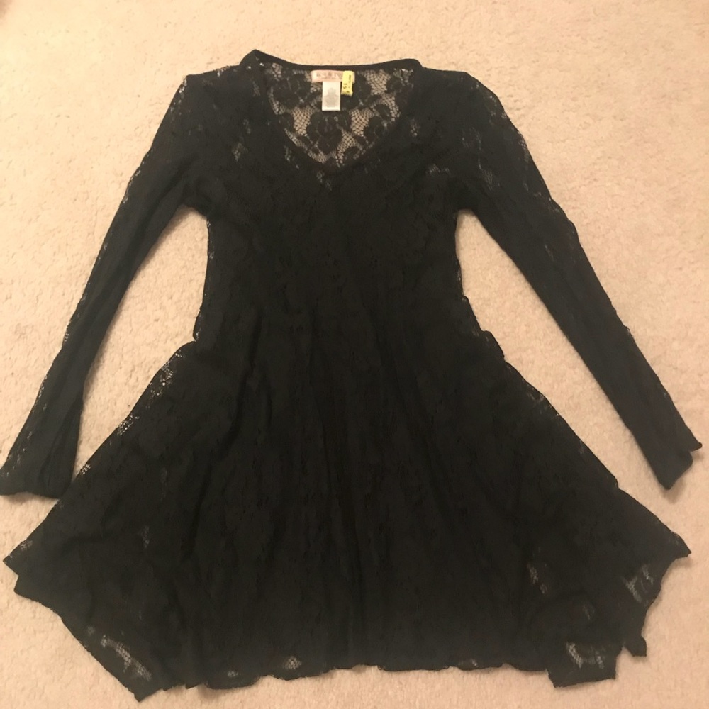 Black lace dress